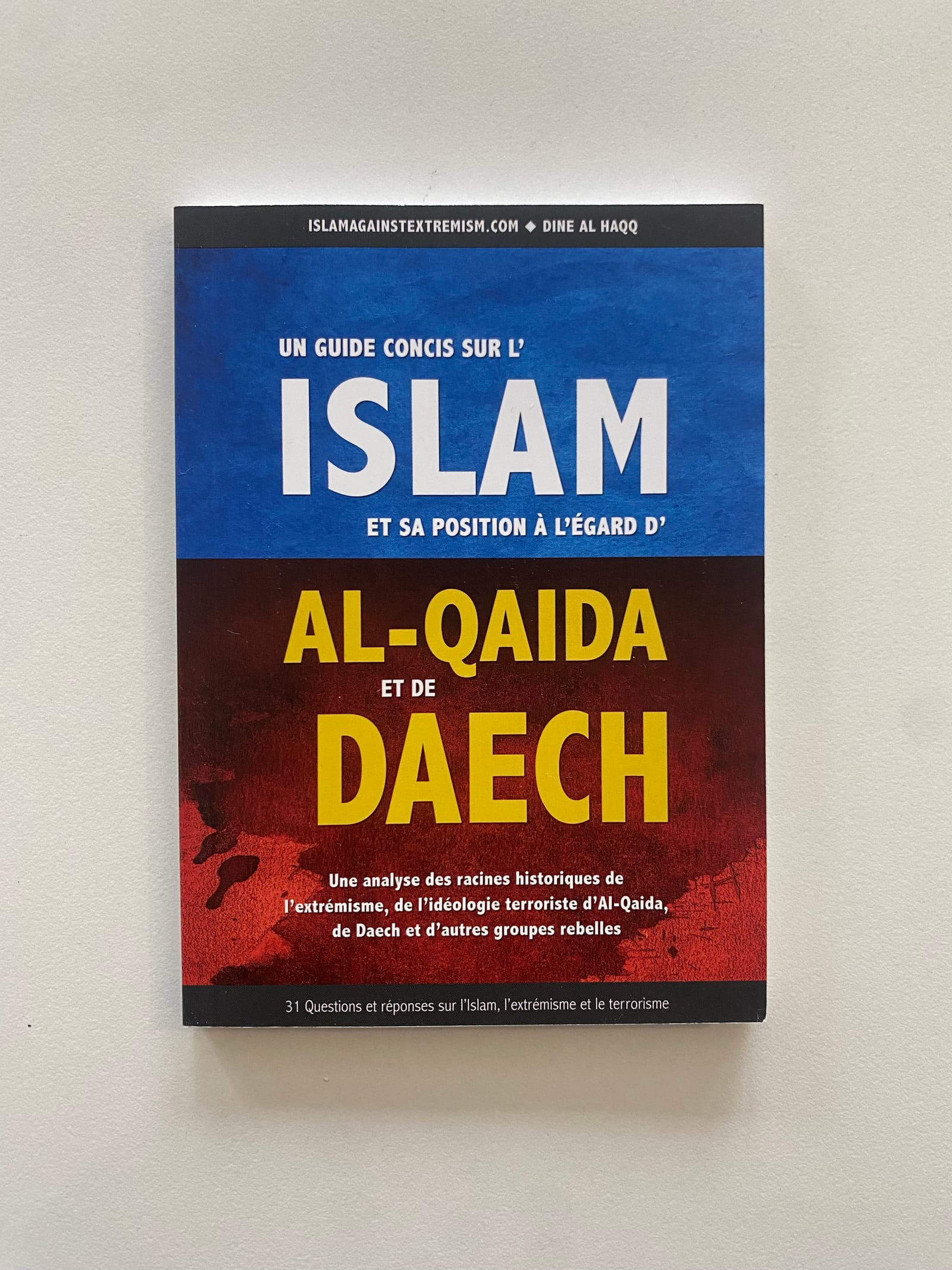 Un guide concis sur l'Islam et sa position à l'égard d'al qaida et de daesh    — Kitaberie, vue produit vue 3